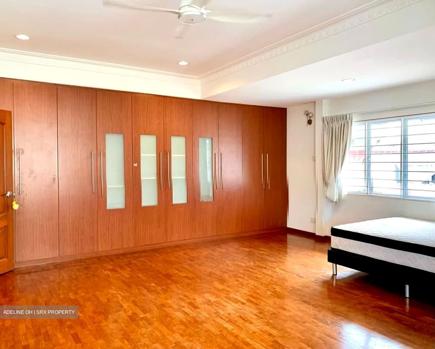 Charlton Park (D19), Semi-Detached #535342281